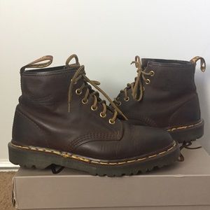 Vintage Dr. Martens 6 Eye Boots sz 8.5W